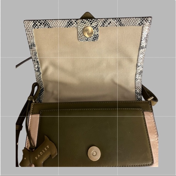 Radley London Woman Crossbody Handbag - Picture 6 of 15